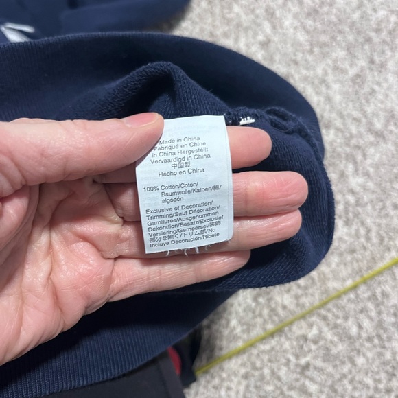 J.Crew “New York” Navy Crewneck Sweatshirt Small Preppy NYC Graphic Pullover - Picture 6 of 7